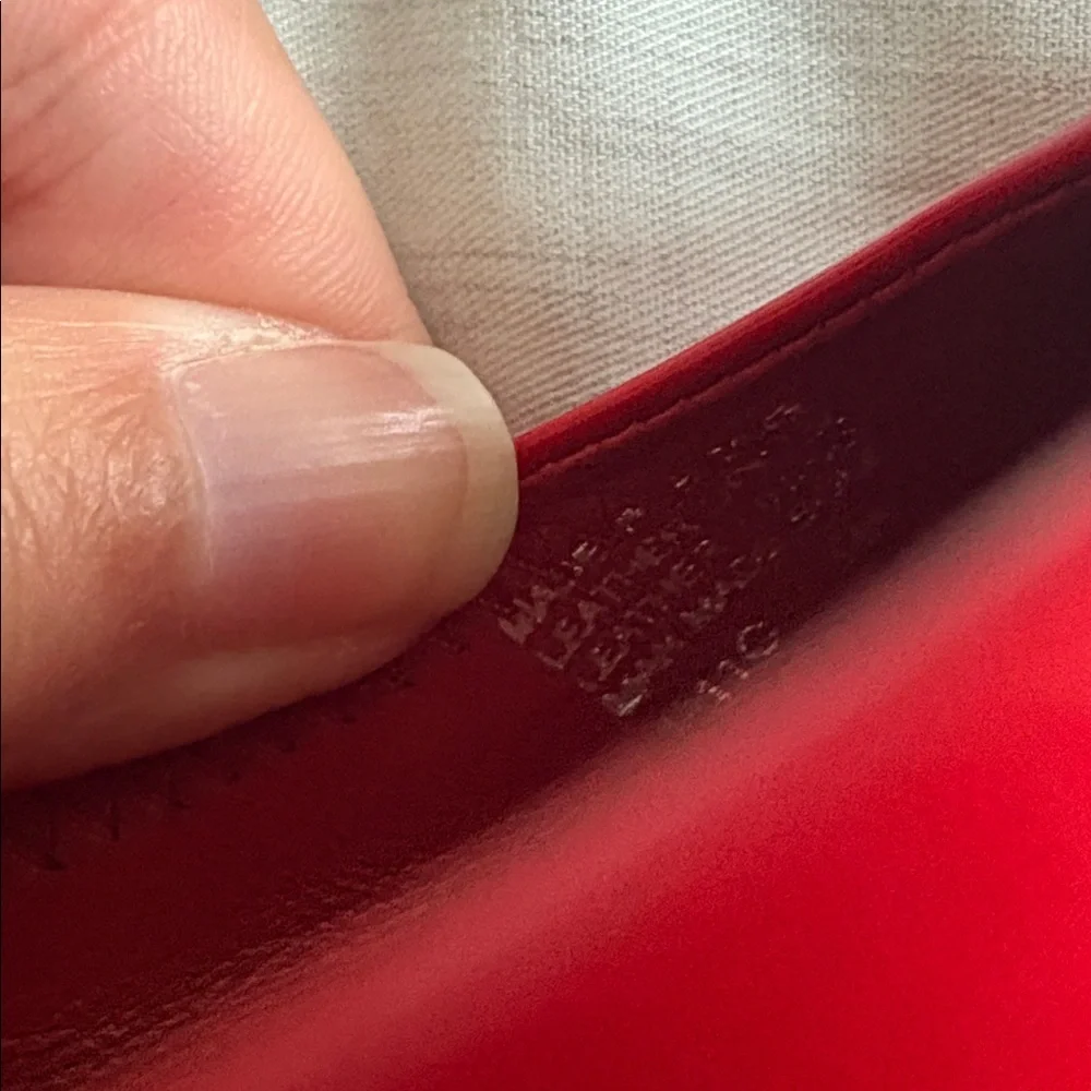 Tory Burch Glossy Red Leather Flats with Gold Emblem Little Girls 11c